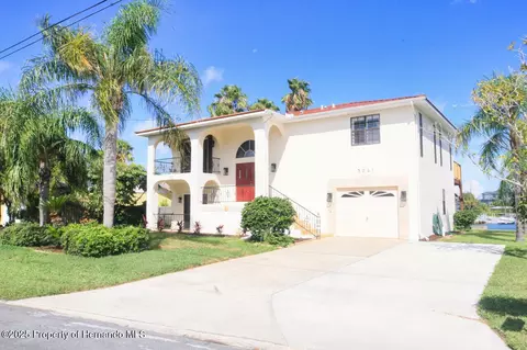 3241 Gulf Coast Dr, Hernando Beach, FL 34607