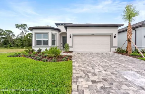 13690 Canyon Ridge Rd, Shady Hills, FL 34610