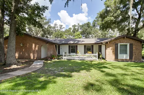 23327 Christian Cir, Brooksville, FL 34601