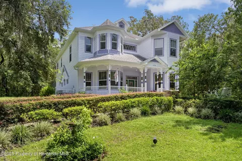 22770 Skyview Cir, Brooksville, FL 34602