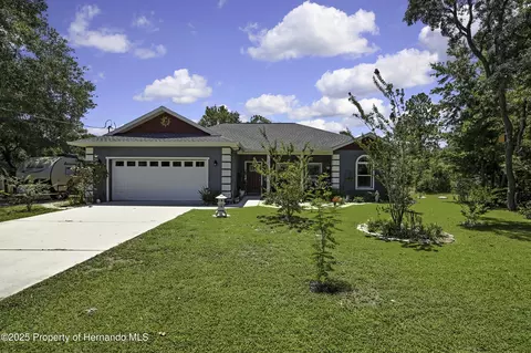 13040 Hornbill Rd, Weeki Wachee, FL 34614