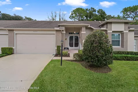2254 Dove Hollow Dr, Spring Hill, FL 34606