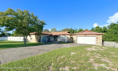 6159 Wayside Ct, Spring Hill, FL 34606