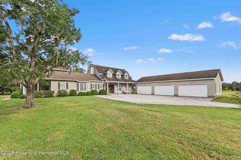 22332 Mizell Rd, Brooksville, FL 34602