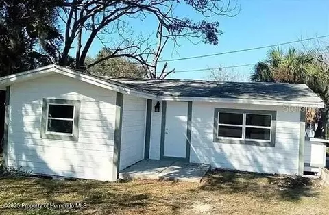 4719 Trouble Creek Rd, New Port Richey, FL 34652