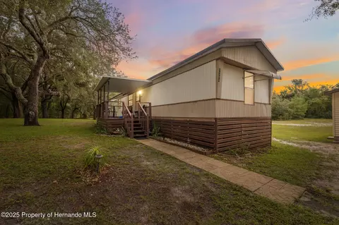 8364 Normandy Dr, Weeki Wachee, FL 34613