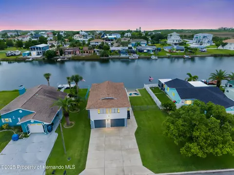 3393 Poinsettia Dr, Hernando Beach, FL 34607