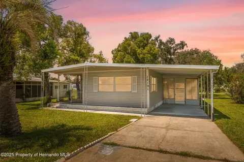 12191 Club House Rd, Brooksville, FL 34613