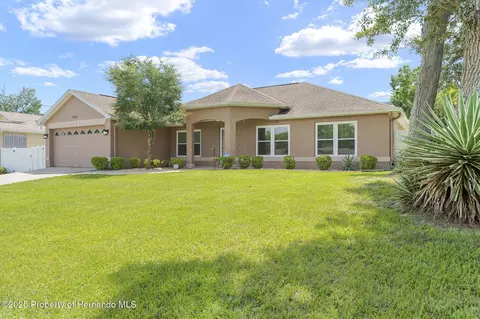 5206 Deerfield Ave, Spring Hill, FL 34608