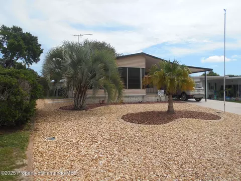 8204 Modena Ave, Brooksville, FL 34613