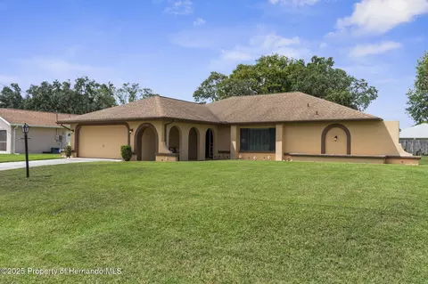 9087 Gaynor St, Spring Hill, FL 34608