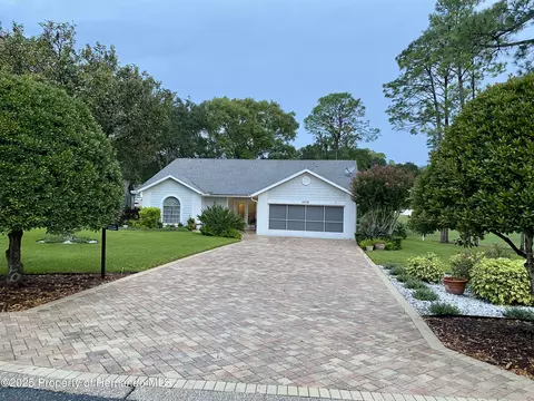 2279 Grandfather Mtn, Spring Hill, FL 34606