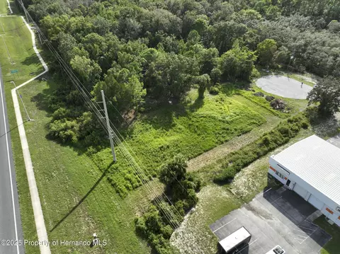 290 Suzanne Dr, Spring Hill, FL 34607 photo 13