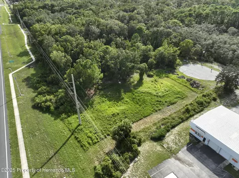 290 Suzanne Dr, Spring Hill, FL 34607 photo 12