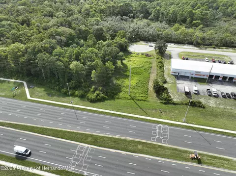 290 Suzanne Dr, Spring Hill, FL 34607 photo 8