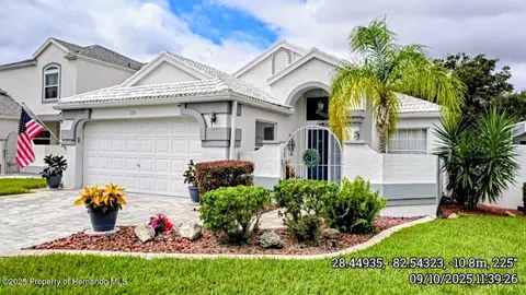 1113 El Portico Ln, Spring Hill, FL 34608