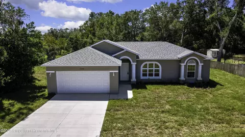 12340 Birch St, Brooksville, FL 34613