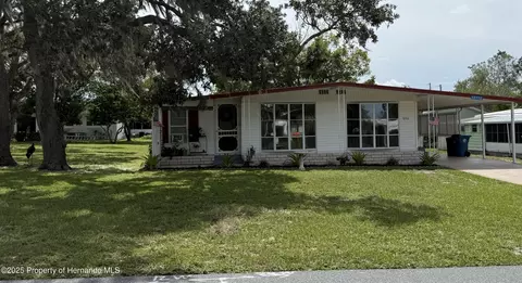 12112 Sara St, Brooksville, FL 34613