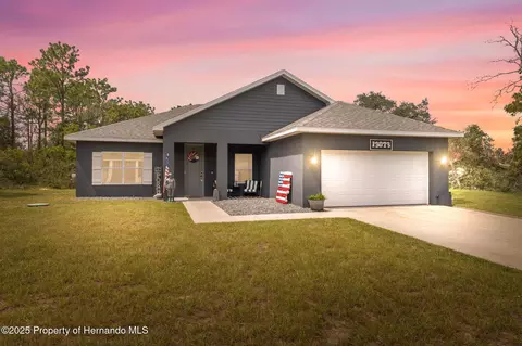 13073 Jaywalk Rd, Weeki Wachee, FL 34614