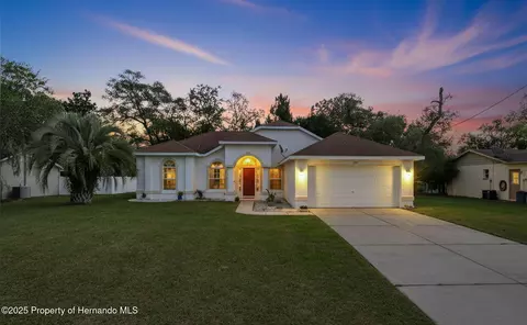 3292 Dow Ln, Spring Hill, FL 34609