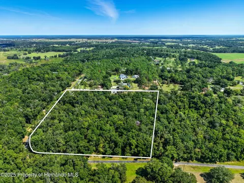 000 Virginia Lee Cir, Brooksville, FL 34602