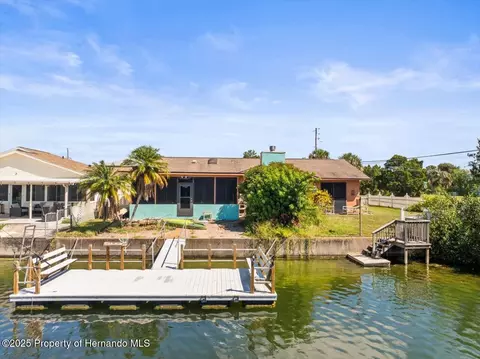 3333 Poinsettia Dr, Hernando Beach, FL 34607