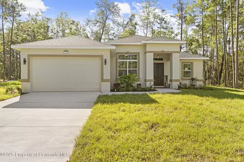 7 Sedum Ct, Homosassa, FL 34446