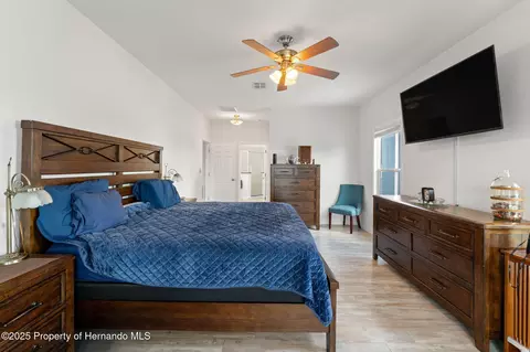 Bedroom - 4366 6th Isle Dr, Hernando Beach, FL 34607 photo 7 of 8