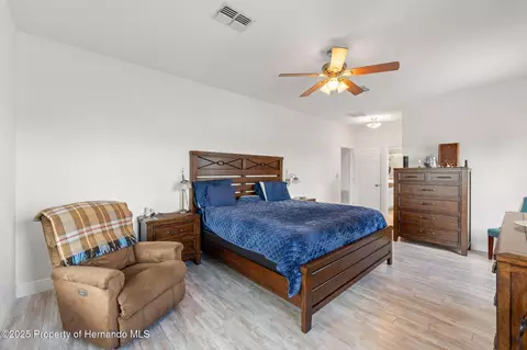 Bedroom - 4366 6th Isle Dr, Hernando Beach, FL 34607 photo 6 of 8