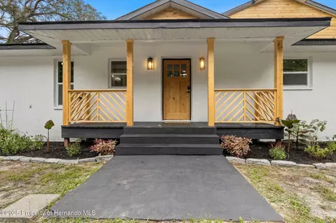 12217 Peaceful Ave, Weeki Wachee, FL 34614