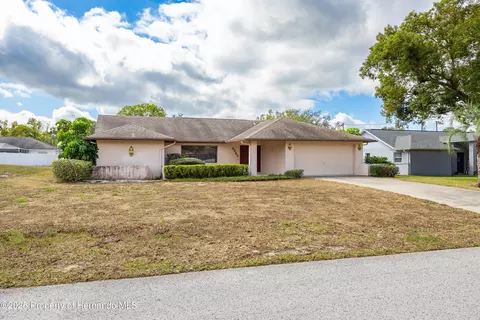 8352 Natoma St, Spring Hill, FL 34606