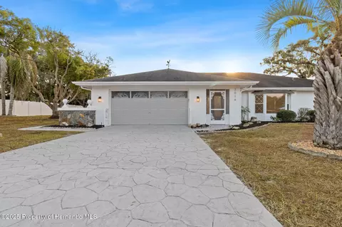 3016 Abeline Rd, Spring Hill, FL 34608