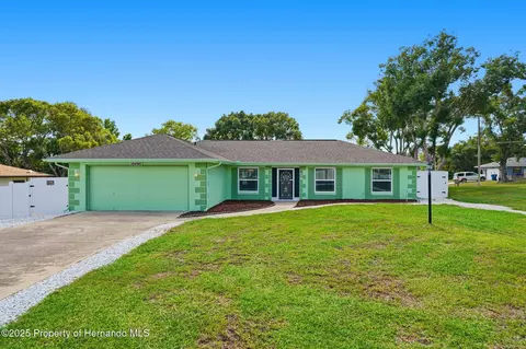 10490 Little St, Spring Hill, FL 34606
