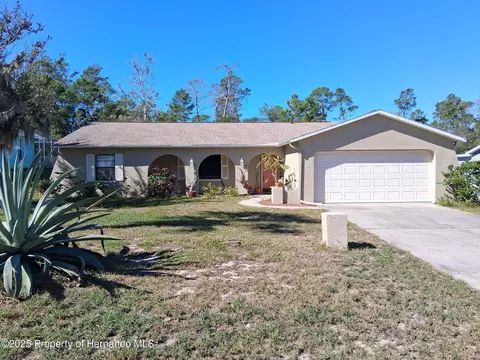 6233 Hancock Ave, Spring Hill, FL 34608 photo 1