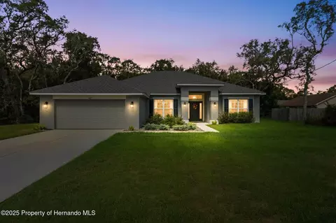 463 Trafalgar Ln, Spring Hill, FL 34606