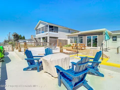 Exterior - 4984 Cedarbrook Ln, Hernando Beach, FL 34607 photo 7 of 9