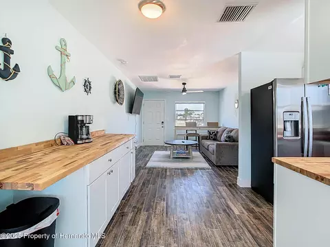 Kitchen - 4984 Cedarbrook Ln, Hernando Beach, FL 34607 photo 6 of 7