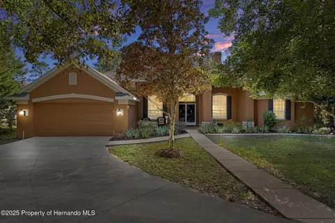 1376 E Cleveland St, Hernando, FL 34442