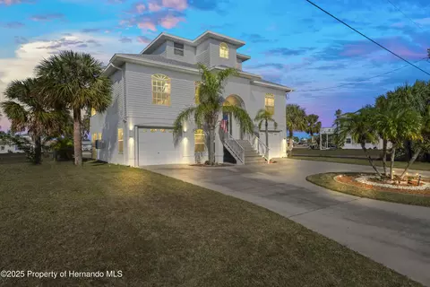 3459 Flamingo Blvd, Hernando Beach, FL 34607