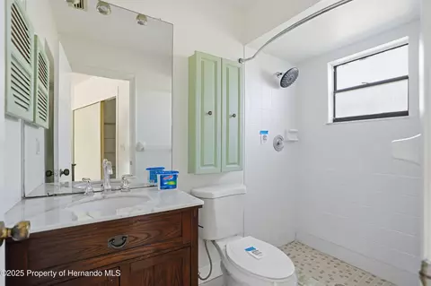 2304 Hawthorne Rd, Spring Hill, FL 34609 photo 6