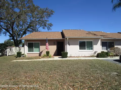 3968 Sailmaker Ln, Holiday, FL 34691