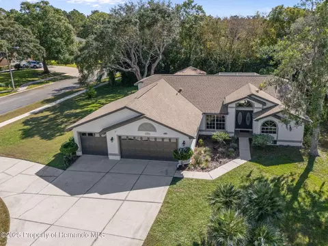 18164 Winding Oaks Blvd, Hudson, FL 34667