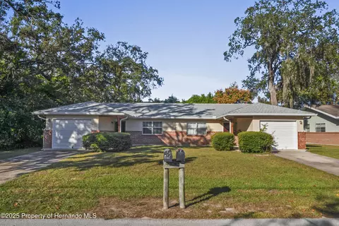 1329 Markham Ave, Spring Hill, FL 34606