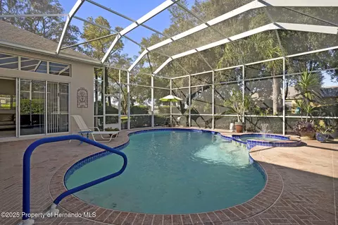 8789 Mississippi Run, Weeki Wachee, FL 34613