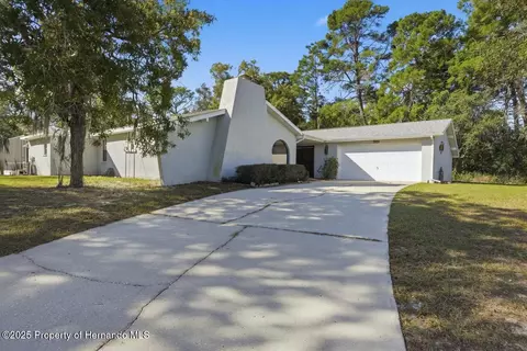2153 Marble Ave, Spring Hill, FL 34609