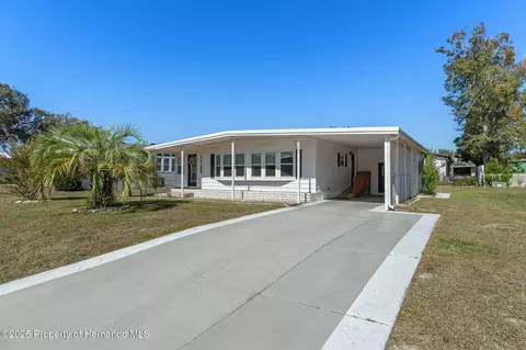 14243 Adair St, Brooksville, FL 34613
