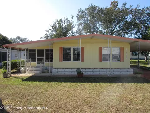 8173 Modena Ave, Brooksville, FL 34613