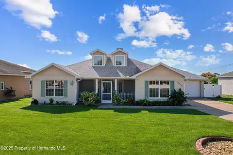 10426 Lansfield St, Spring Hill, FL 34608