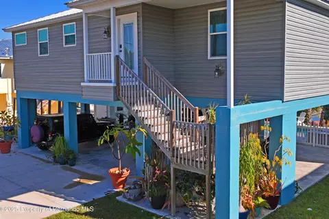 3270 Hibiscus Dr, Hernando Beach, FL 34607