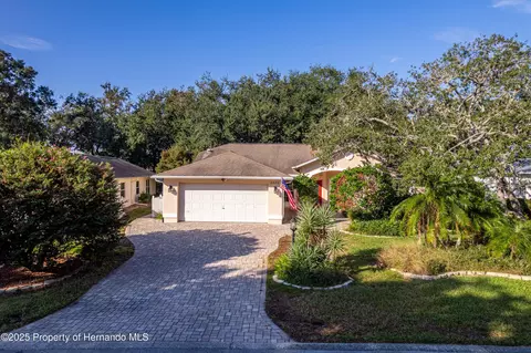 2075 Quailwood Ln, Spring Hill, FL 34606